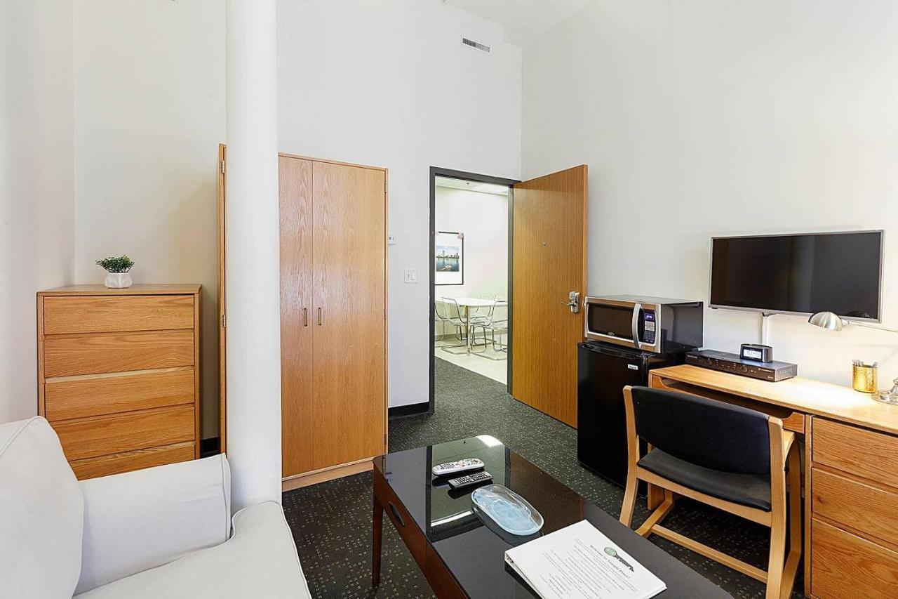 Apartamento Studio Ready 4 Students&Traveling Professionals! 310 Boston Exterior foto